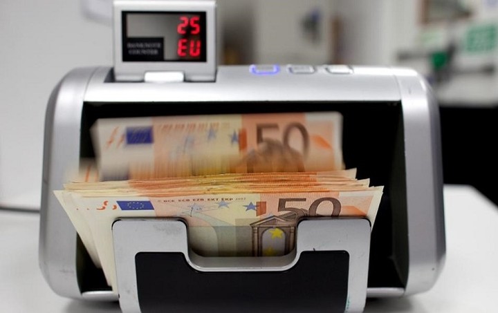 Τι αλλάζει σε καταθέσεις, δάνεια, επιχειρήσεις και επιταγές