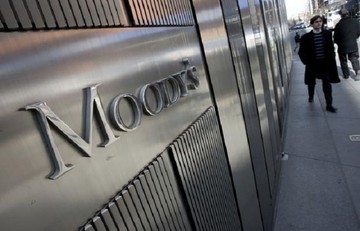 Moody's: Η μεγαλύτερη απειλή της Ευρωζώνης είναι η πολιτική αστάθεια στην Ελλάδα