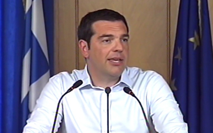 Έξι δισ. ευρώ και χαμηλούς συντελεστές υποσχέθηκε ο Τσίπρας στους αγρότες