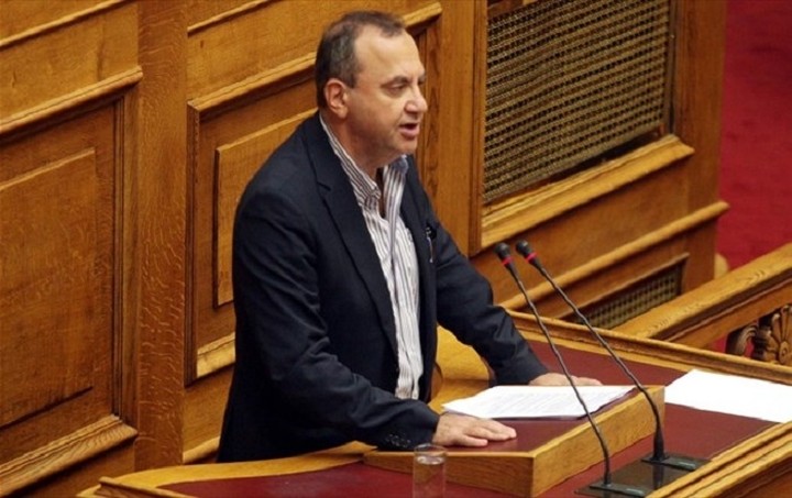 Ο Στρατούλης αποκαλύπτει το σχέδιο της Αριστερής Πλατφόρμας