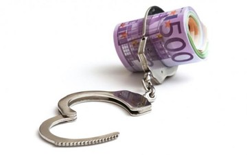 Τι σχεδιάζει η κυβέρνηση για όσους έχουν κρυφές καταθέσεις