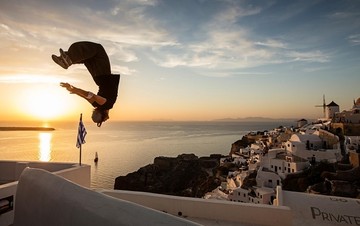 Ένα video γεμάτο καλοκαιρινές τρέλες! Εσείς θα τολμούσατε;