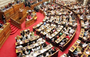 Ολονυκτία η συνεδρίαση της Ολομέλειας - Χαράματα η ψηφοφορία