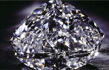 Παρά την κρίση τα μεγάλα διαμάντια διατηρούν την αξία τους