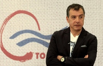 Θεοδωράκης: Ο Τσίπρας ήταν πολύ λιγότερος των προσδοκιών του κόσμου
