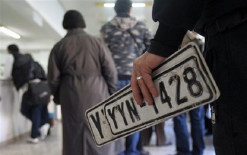 Φόρος σε ΙΧ και σκάφη που βρίσκονται... σε ακινησία!