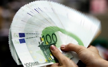 Η απόφαση για τα διατροφικά επιδόματα Αυγούστου 2015