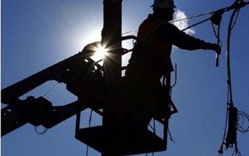 Πώς να μην πέσετε θύματα κομπίνας με το ηλεκτρικό ρεύμα