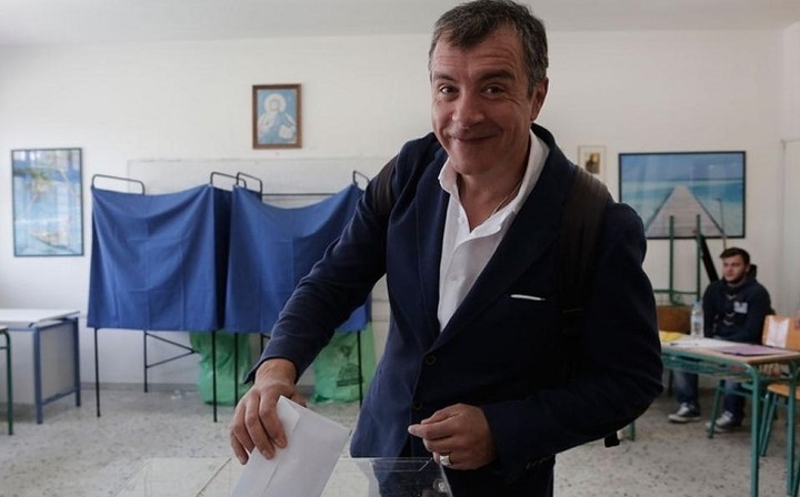 Θεοδωράκης: «Η Ελλάδα μπορεί και πρέπει να κάνει το άλμα στο μέλλον»