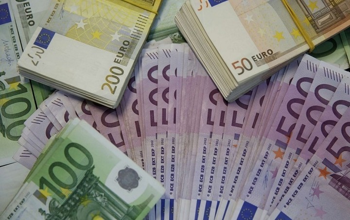 Εκταμιεύτηκε από την ΕΤΕπ η δόση των 300 εκατ. ευρώ