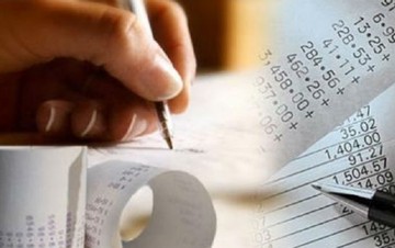 Τέλος τα πρόστιμα για όσους δεν κόβουν αποδείξεις -Τι ετοιμάζει το ΥΠΟΙΚ