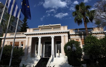 Η απάντηση Μαξίμου στον Μεϊμαράκη για την επίσκεψη Τσίπρα στις ΗΠΑ