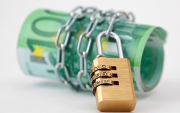 Κατασχέσεις μισθών και συντάξεων από 1.000 ευρώ και πάνω - Tι αναφέρει η εγκύκλιος