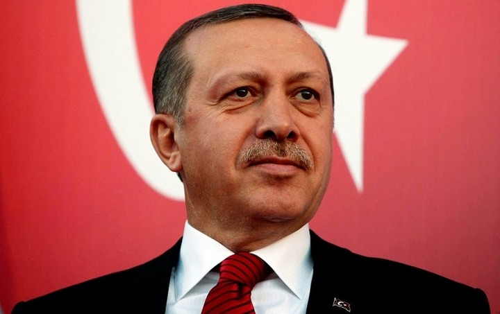 Deutsche Welle‎: «Ο Ερντογάν κάνει τα πάντα για να μη χάσει»