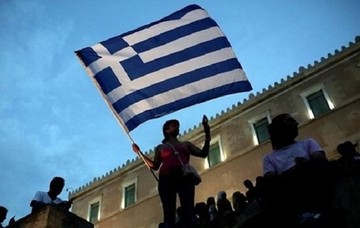 Πως κατέρρευσε η μεσαία τάξη στην Ελλάδα μέσα σε μία οκταετία