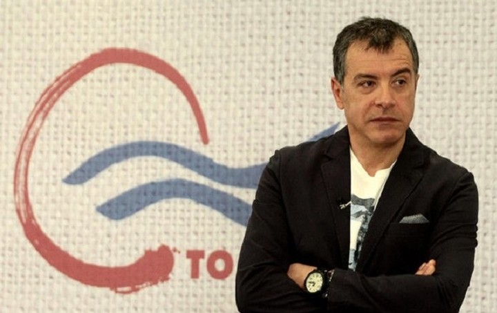 Θεοδωράκης: Χρειαζόμαστε συμμαχία των προοδευτικών δυνάμεων της χώρας
