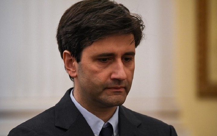 Χουλιαράκης: Θα φέρουμε επίσημα στην ατζέντα το θέμα του χρέους