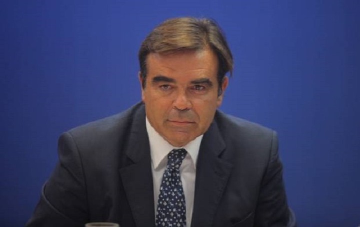 Μ. Σχοινάς: Ικανοποιημένη η Κομισιόν για το σχέδιο δράσης Ε.Ε.-Τουρκίας για το προσφυγικό