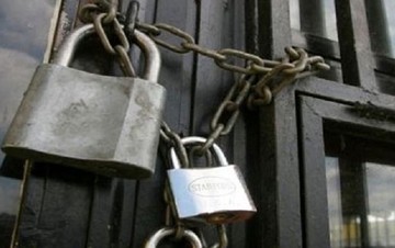 Ποιο ΑΕΙ «απειλείται» με λουκέτο και γιατί