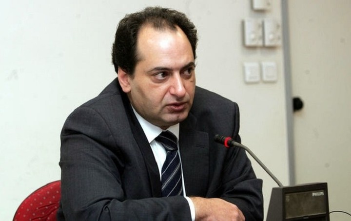 Σπιρτζής: Καταβάλλουμε προσπάθειες να μην αυξηθούν οι τιμές στις κάρτες