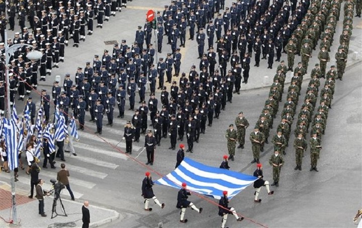 Ολοκληρώθηκε η στρατιωτική παρέλαση στη Θεσσαλονίκη