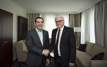 Τετ α τετ Τσίπρα - Σταϊνμάιερ με επίκεντρο το προσφυγικό, την οικονομική κρίση και το Κυπριακό