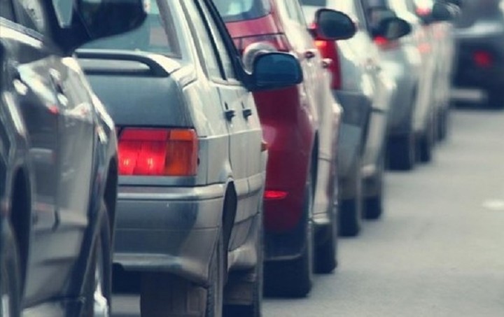 Ποιοι ιδιοκτήτες Ι.Χ κινδυνεύουν με πρόσθετο φόρο έως 200€ στα τέλη κυκλοφορίας