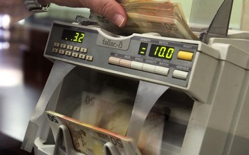 Πρώτα το νομοσχέδιο για τα κόκκινα δάνεια  και μετά η δόση