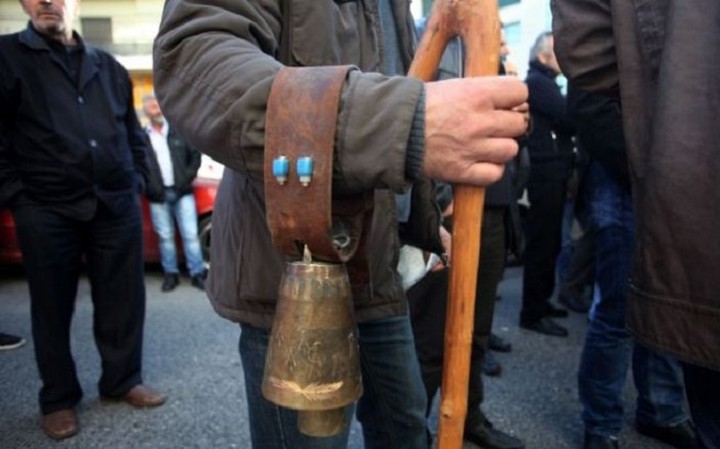 Στoυς δρόμους σήμερα οι αγρότες και οι κτηνοτρόφοι