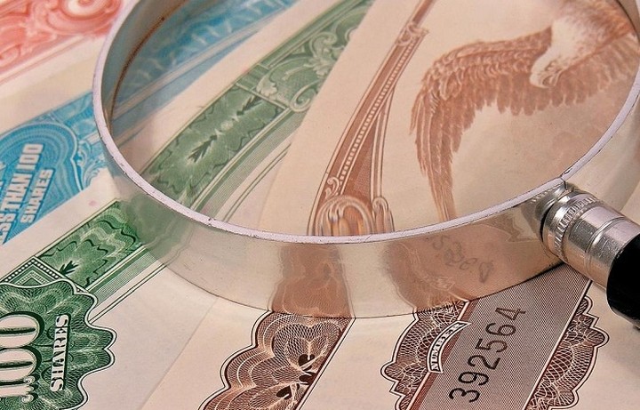 ΕΚΤ: Η αυξημένη πολιτική σταθερότητα εξομάλυνε την κατάσταση με τα ελληνικά ομόλογα