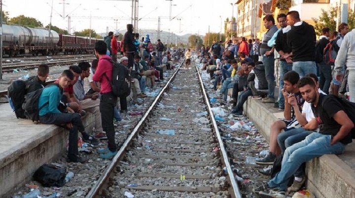 Άνοιξαν για τους πρόσφυγες τα σύνορα στην ουδέτερη ζώνη Ελλάδας - ΠΓΔΜ