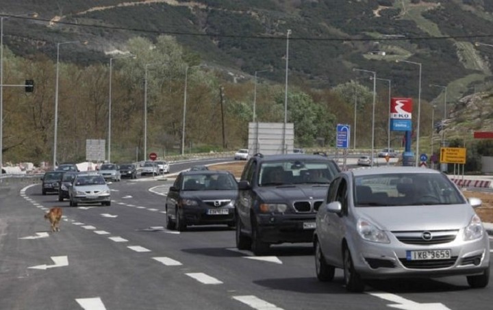 Ολιγόλεπτη διακοπή κυκλοφορίας στην εθνική οδό Αθηνών - Κορίνθου