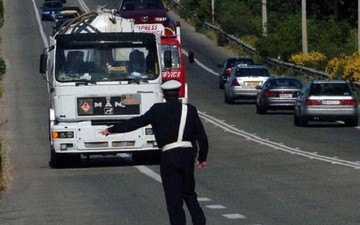 Ξεκινά από αύριο η απαγόρευση κυκλοφορίας φορτηγών- Ποια οχήματα εξαιρούνται