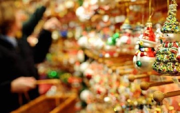 Μέχρι τι ώρα θα είναι ανοιχτά τα μαγαζιά για ψώνια της τελευταίας στιγμής