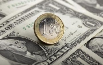 Πτωτικές τάσεις για το ευρώ έναντι του δολαρίου