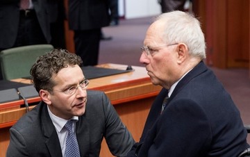 Κρίσιμα τετ α τετ Τσακαλώτου με Ντάισελμπλουμ και Σόιμπλε
