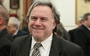 Kατρούγκαλος: Θέμα εισοδηματικών κριτηρίων για εθνική σύνταξη από δανειστές