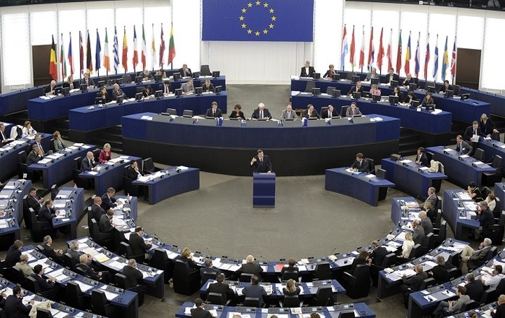 Υπερψηφίστηκε από τo Ευρωκοινοβούλιο η γνωμοδότηση Παπαδημούλη για την ΕΤΕπ