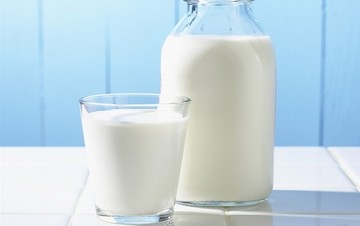 Διευκρινίσεις για τον ΦΠΑ στο γάλα