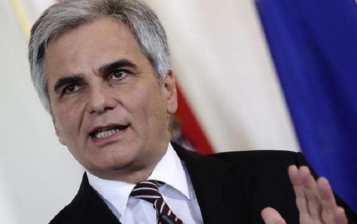 Φάιμαν: Να δημιουργηθούν καταλύματα στην Ελλάδα για τους πρόσφυγες