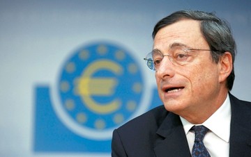 Ντράγκι: Πιθανή αναθεώρηση της νομισματικής πολιτικής της ΕΚΤ τον Μάρτιο