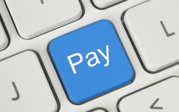 ΕΤΕ: Οι ηλεκτρονικές πληρωμές περιορίζουν την ύφεση