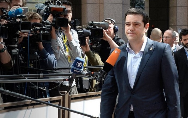 Ανάμεσα σε προσφυγικό και αγρότες η κυβέρνηση - Υστατη μάχη για να μην κλείσουν τα σύνορα