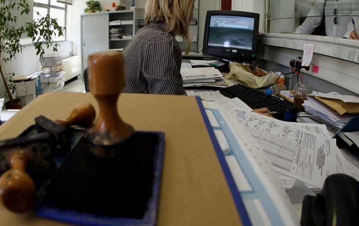 Παράταση της ασφαλιστικής κάλυψης ανέργων και ασφαλισμένων - Δείτε ποιους αφορά