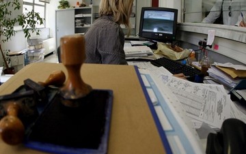 Παράταση της ασφαλιστικής κάλυψης ανέργων και ασφαλισμένων - Δείτε ποιους αφορά