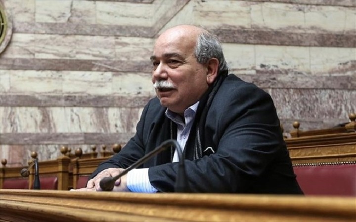 Ο Βούτσης συναντήθηκε με τους Πρέσβεις Πολωνίας και Ρουμανίας