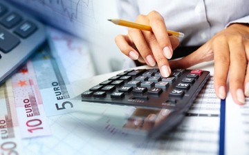 Το τελικό σχέδιο για την έκπτωση φόρου και τις πληρωμές με κάρτες (πίνακας)