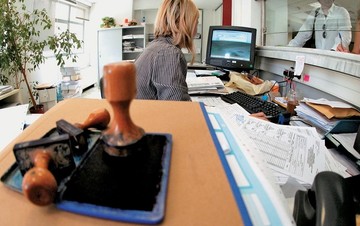 Ψαλίδι 25% σε νέους συνταξιούχους του Δημοσίου