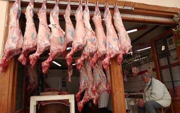 Πόσο θα κοστίζουν φέτος το Πάσχα τα αμνοερίφια