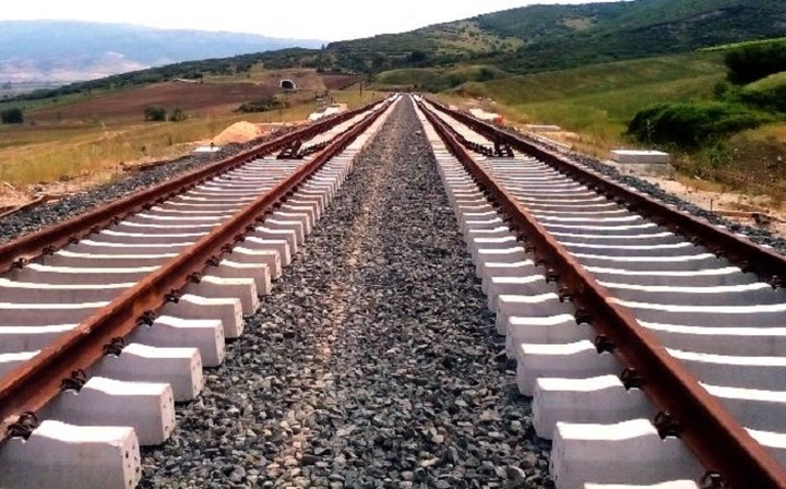 Γιατί πάγωσαν οι επενδύσεις στις σιδηροδρομικές γραμμές